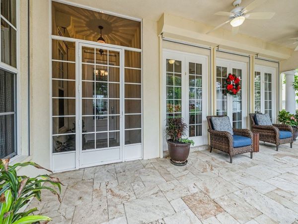 Naples Home 1019809