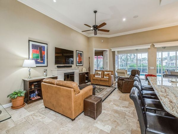 Naples Home 1019809