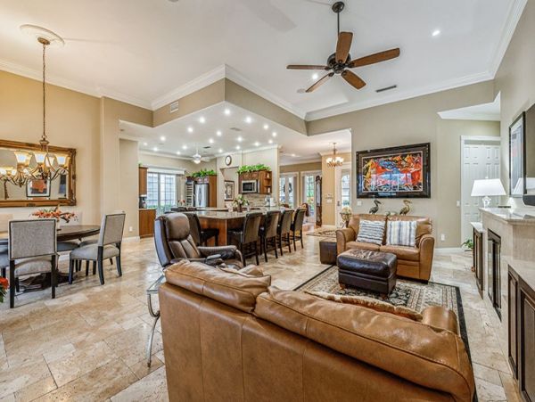 Naples Home 1019809