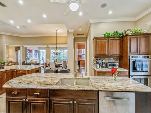 Naples Home 1019809