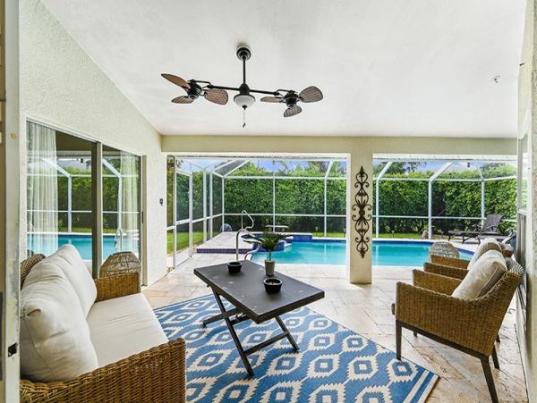 Naples Home 1019810