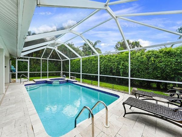 Naples Home 1019810