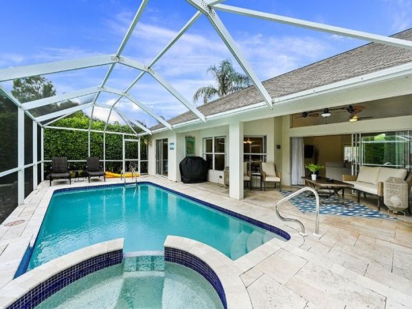 Naples Home 1019810
