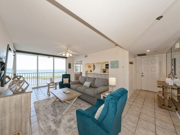 Naples Condo 1019811