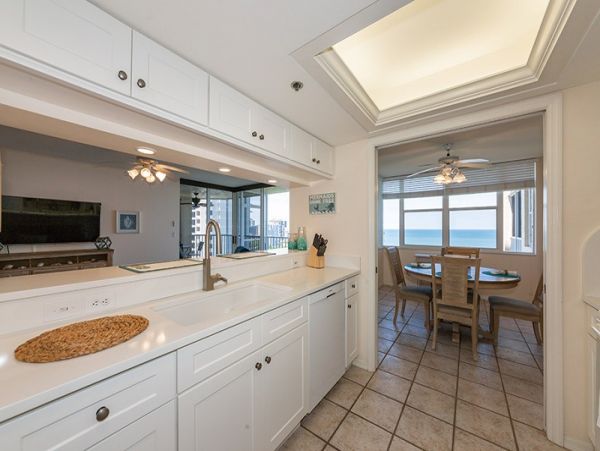 Naples Condo 1019811