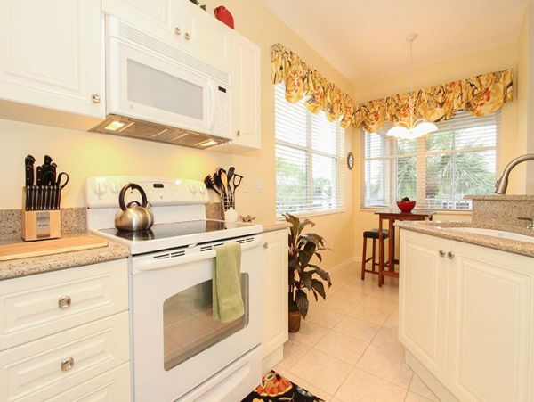 Naples Condo 1019812
