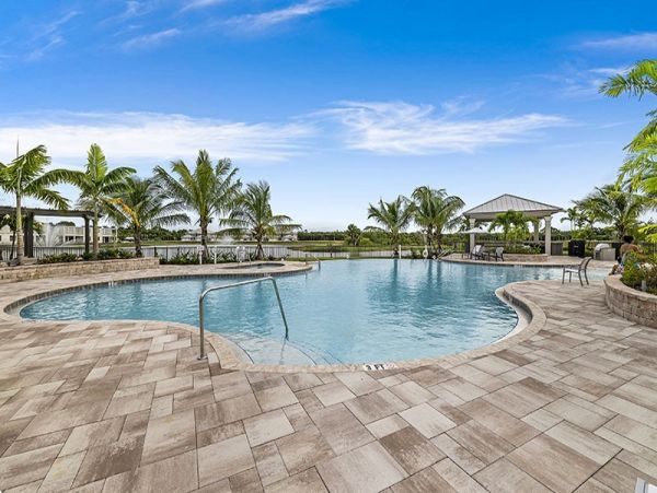 Naples Condo 1019814