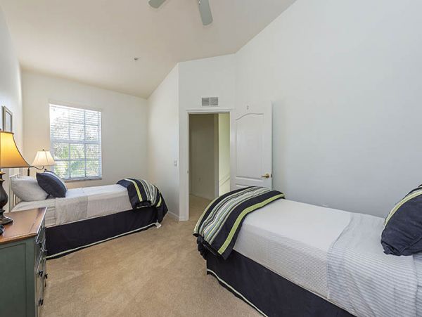 Naples Condo 1019815