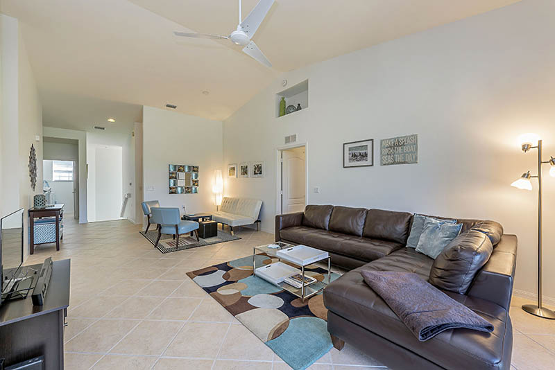Naples Condo 1019815