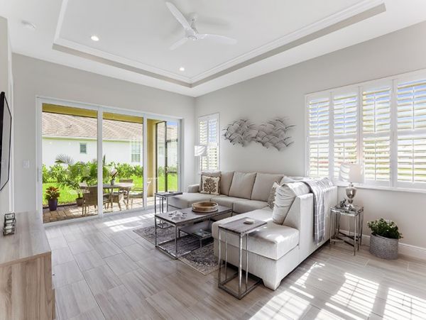 Naples Home 1019816