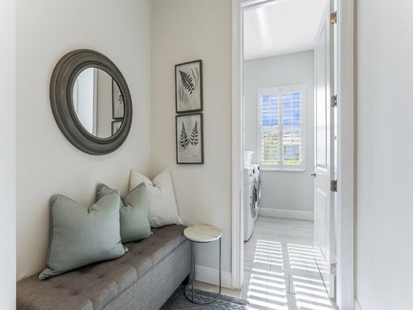 Naples Home 1019816