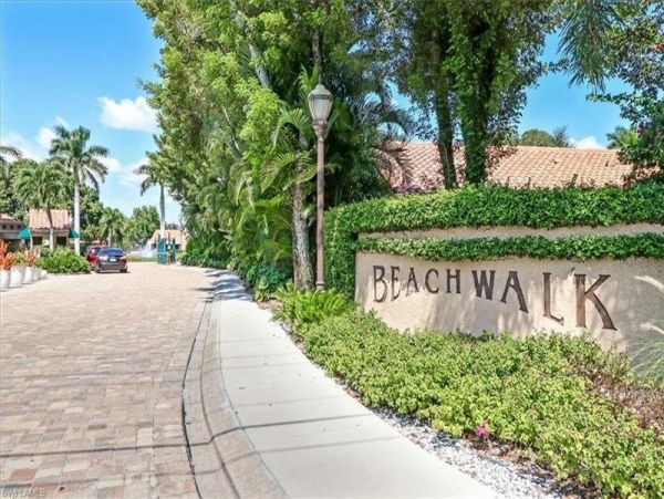 Naples Condo 1019817