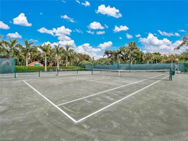 Naples Condo 1019817