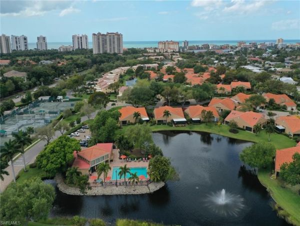 Naples Condo 1019817