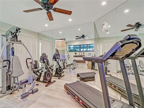 Naples Condo 1019817