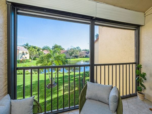 Naples Condo 1019817