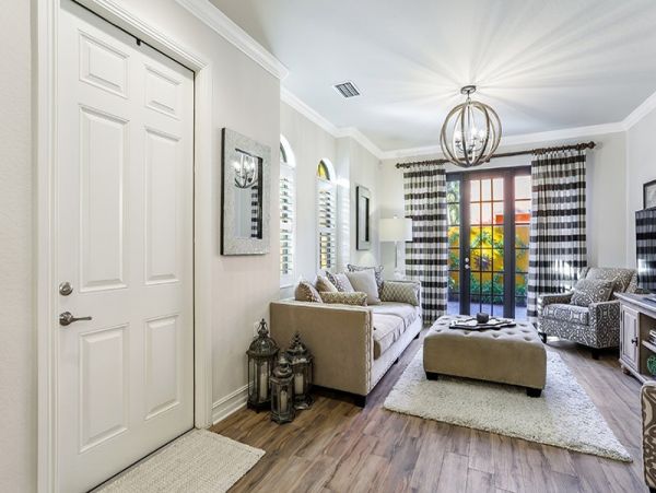 Naples Home 1019821