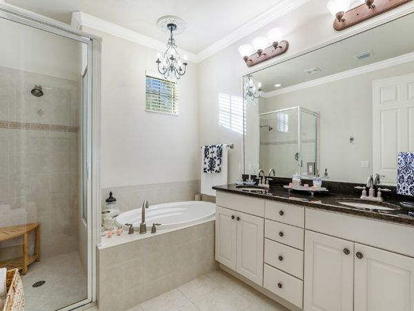 Naples Home 1019821