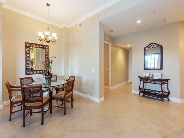 Naples Condo 1019822