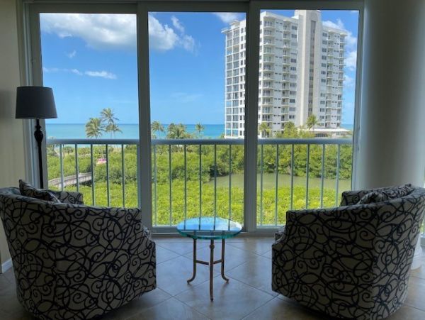 Naples Condo 1019823