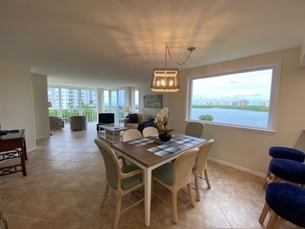 Naples Condo 1019823