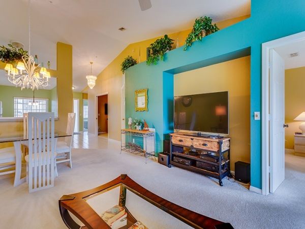 Naples Condo 1019824