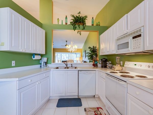 Naples Condo 1019824