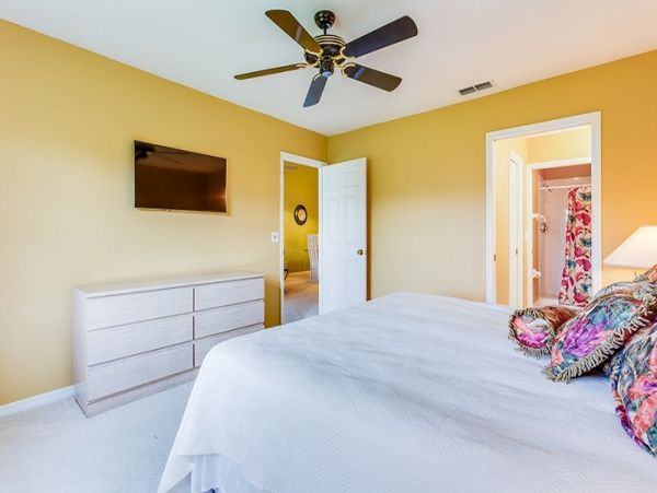 Naples Condo 1019824
