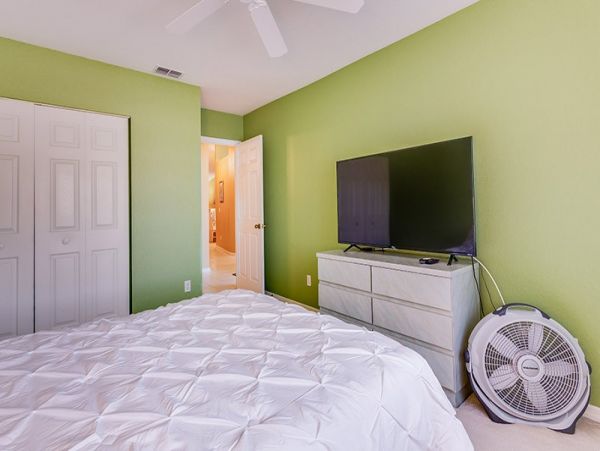 Naples Condo 1019824