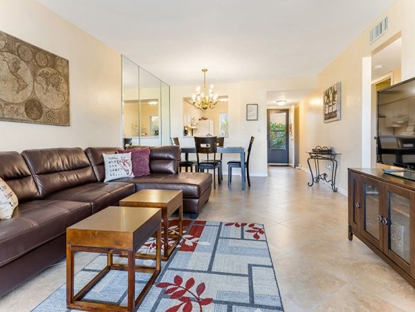 Naples Condo 1019825