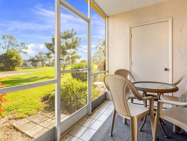 Naples Condo 1019825