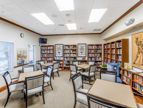 Naples Condo 1019825