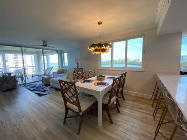 Lovely Naples Condo Views of The Gulf