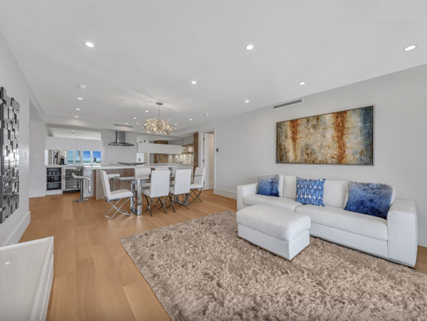 Naples Beachfront Condo | Luxury Gulf Front 2 Bedroom Vacation Rental