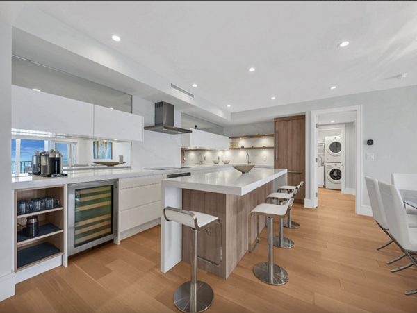 Naples Beachfront Condo | Luxury Gulf Front 2 Bedroom Vacation Rental