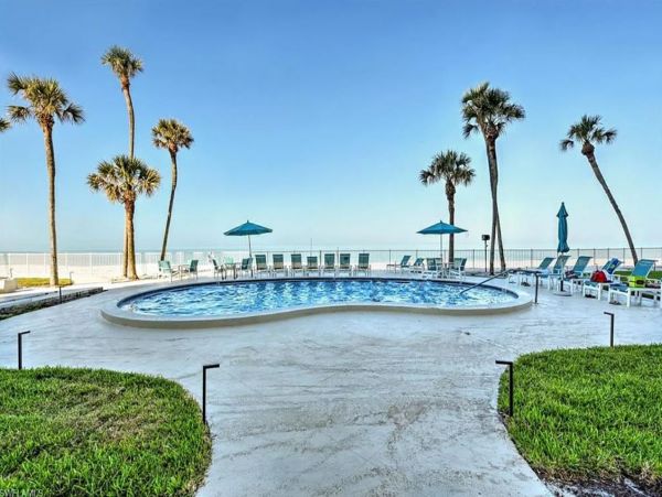 Naples Beachfront Condo | Luxury Gulf Front 2 Bedroom Vacation Rental