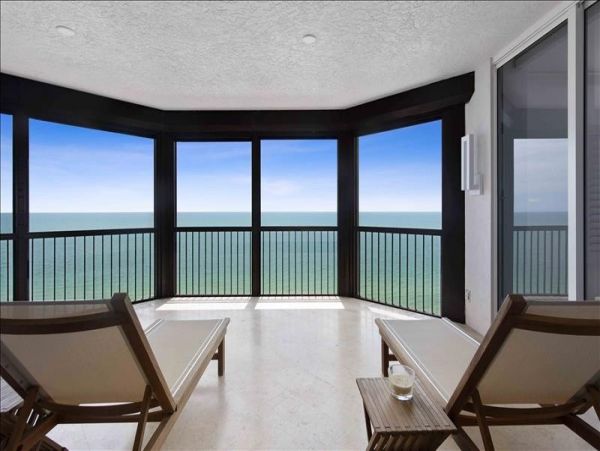 Bay Colony Club at the Biltmore Gulf Front sleeps 5