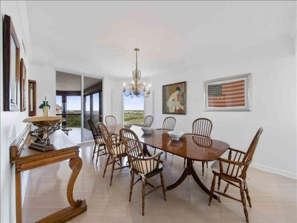 Bay Colony Club at the Biltmore Gulf Front sleeps 5