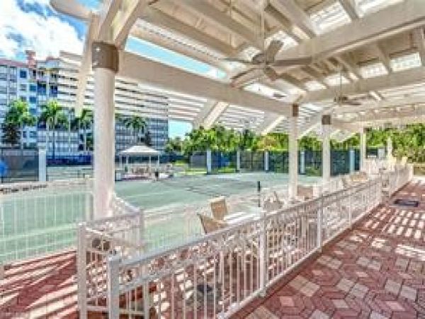 Bay Colony Club at the Biltmore Gulf Front sleeps 5