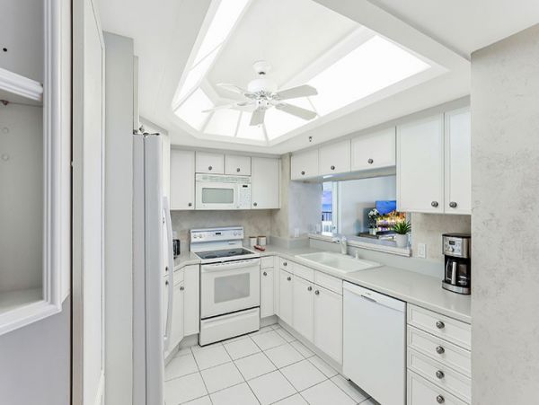 Naples Condo 1019830