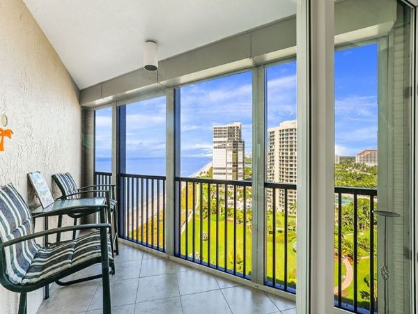 Naples Condo 1019830