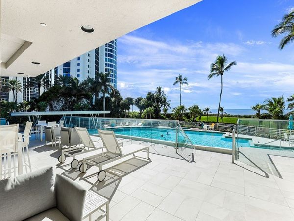 Naples Condo 1019830