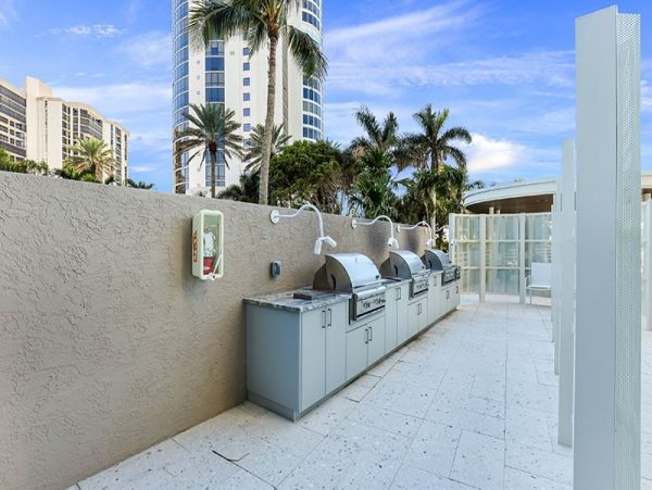 Naples Condo 1019830