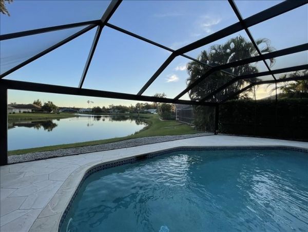 Naples Home 1019833