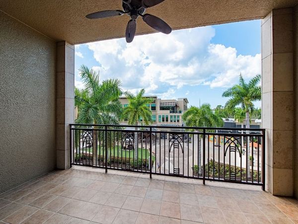 Naples Condo 1019834