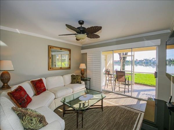 Naples Condo 1019835