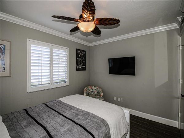 Naples Condo 1019835