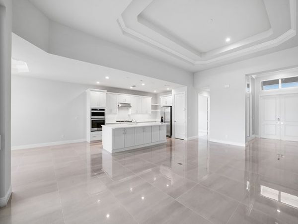 Naples Home 1019836