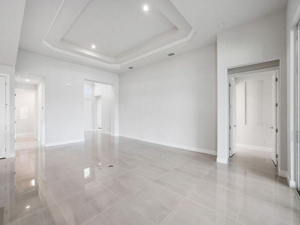 Naples Home 1019836