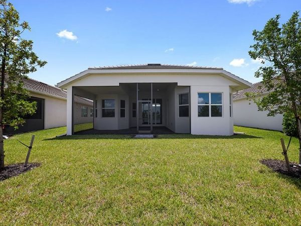 Naples Home 1019836